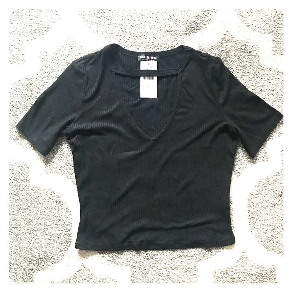 Short sleeve crop top